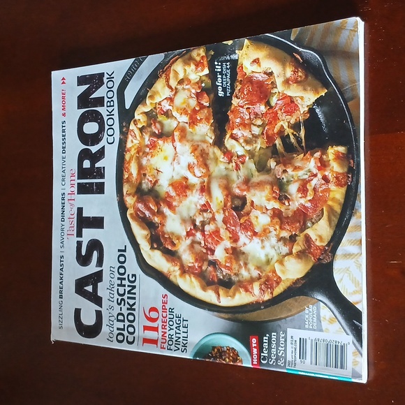 Taste Of Home Cast Iron Cookbook - Picture 1 of 10